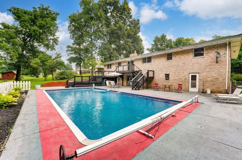 4109 Derr Rd, Springfield OH  45503-1439 exterior