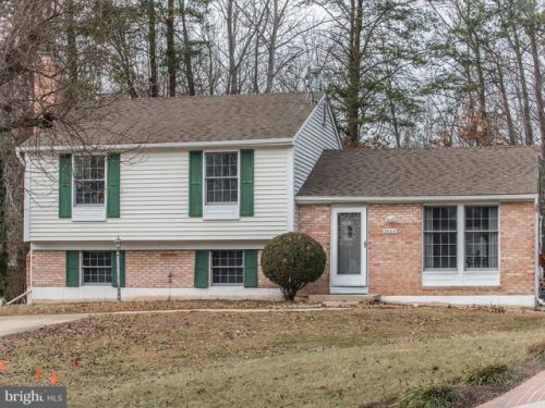 9464 Backstay Ct, Springfield, VA 22015-4501