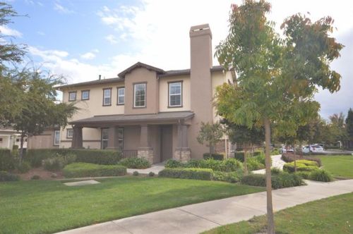 553 Wild Stallion Dr, Valley Home, CA 95361-8943