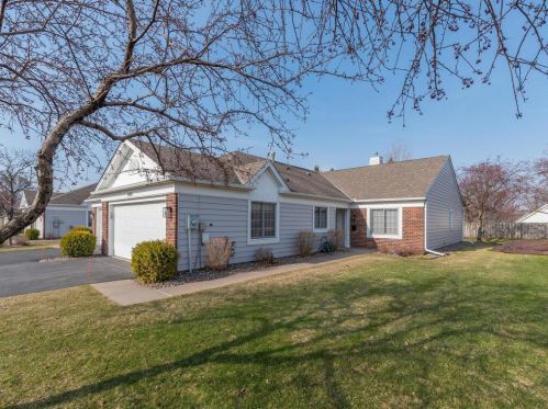 6761 Fremont Ln, Saint Paul, MN 55125-3980