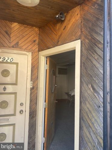 2920 Diamond St, Philadelphia, PA 19121-1210