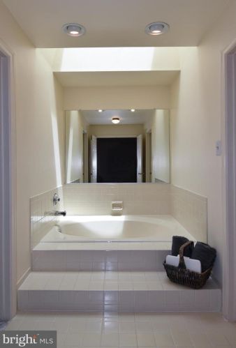 13524 Cedar Creek Ln, Silver Spring MD 20904-5332 exterior