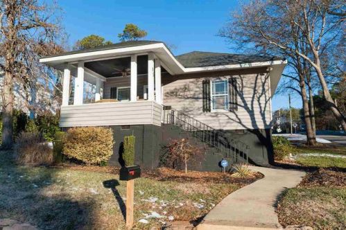 85 Lawrence St, Lyman, SC 29365-1612