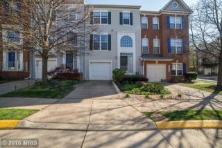 11413 Sunflower Ln, Fairfax, VA 22030-6031