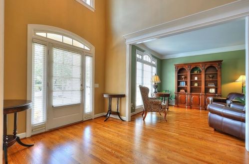 946 Great Pine Ln, Lithonia, GA 30078-7370