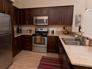 1271 Lawrence Station Rd, Sunnyvale CA  94089-2219 exterior