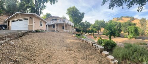 256 Vine St, Vacaville, CA 95688-9341