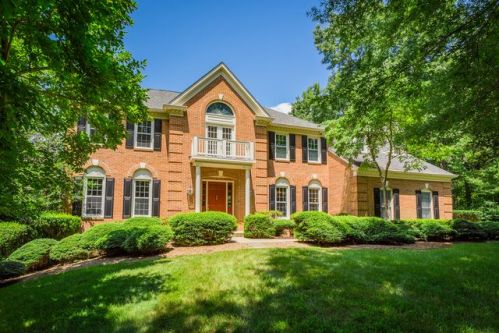 12602 Clifton Hunt Ln, Clifton, VA 20124-2049