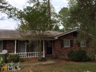3974 Cooper Lake Rd, Smyrna, GA 30082-3323