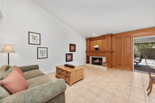 1755 Emory Ave, Simi Valley CA 93063-5005 exterior