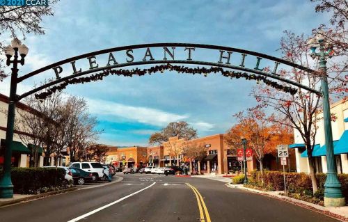 9 Mozden Ln, Concord CA  94523-3377 exterior