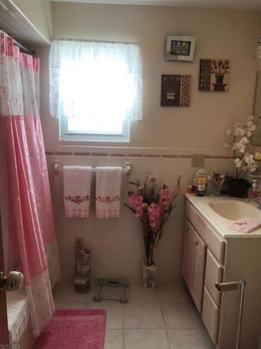 72 4th St, Paterson NJ  07522-1359 exterior