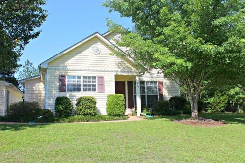 40 Sydney Woods Dr, Forsyth, GA 31029-4756