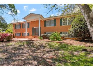 4051 Omra Dr, Marietta, GA 30066-2327