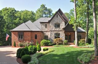 124 Mcmichael Ct, Clemmons, NC 27012-8968