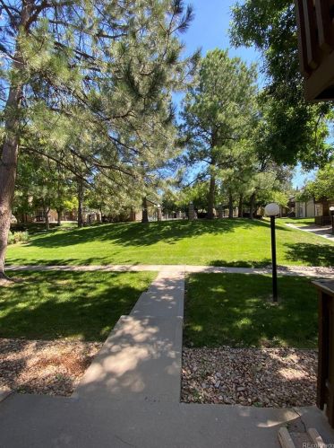 1764 Pitkin Cir, Aurora, CO 80017-4275