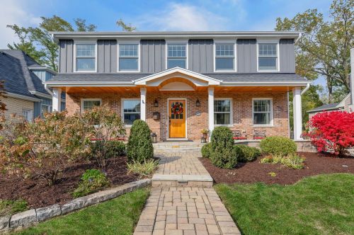 178 Cranston Ct, Glendale Heights, IL 60137-5330
