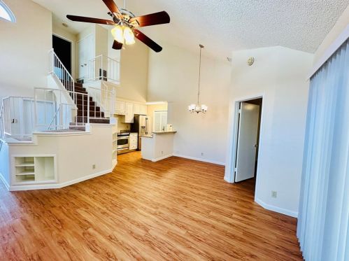 11400 Chessington Dr, Austin TX  78750-3521 exterior