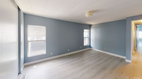 330 Magpie Ln, Santa Ana CA  92708-5822 exterior