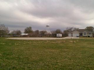 105 Centura Hills Dr, Cairo, NE 68824