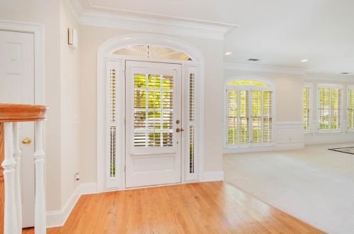 810 Allen Lake Ln, Suwanee, GA 30024-4164