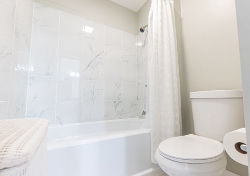 1288 Donegal Ct, Carol Stream IL  60188-6012 exterior