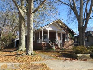 16 Kirkwood St, Rome, GA 30161-4934