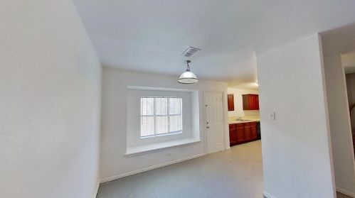 242 Creek Cove Dr, Dallas TX  75217-5618 exterior