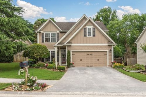 2610 Watercrest Ct, Marietta, GA 30062-7710