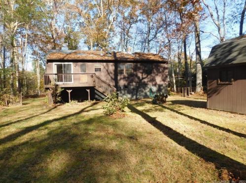 55 Dean Rd, East Lyme, CT 06333-1415