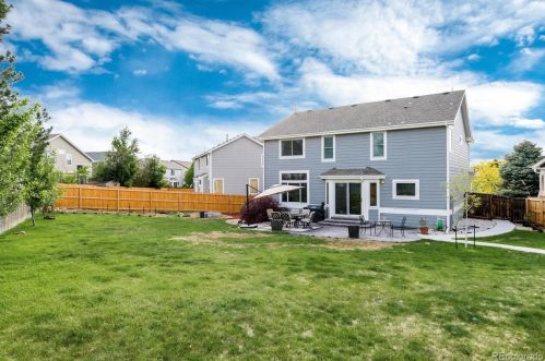 21984 Oxford Pl, Denver CO 80014-5137 exterior