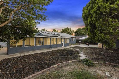 3223 Stonybrook Dr, Anaheim CA  92804-3023 exterior
