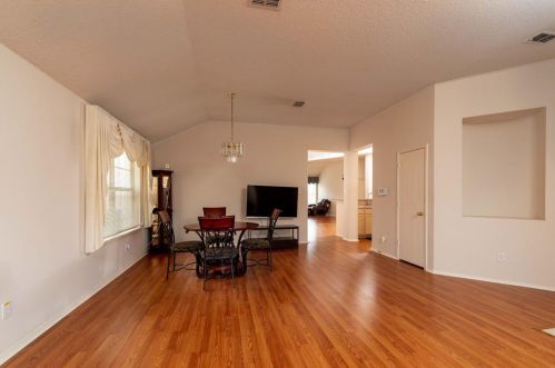 4901 Palm Ridge Dr, Fort Worth TX  76133-8320 exterior