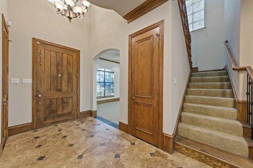 605 Waterchase Dr, Fort Worth TX  76120-2872 exterior