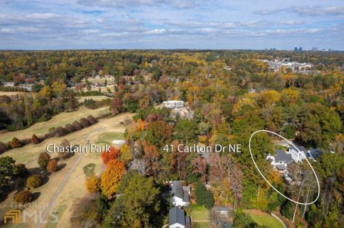 41 Carlton Dr, Atlanta, GA 30342-3201