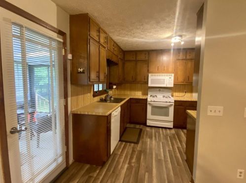 885 Smyrna Rd, Conyers GA  30094-5163 exterior