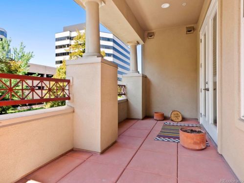 40 Madison St, Denver CO  80206-5409 exterior