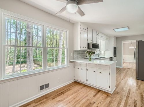 3113 Castaway Ln, Atlanta GA  30341-4620 exterior