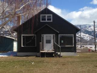 409 Main St, Grace, ID 83241-5265