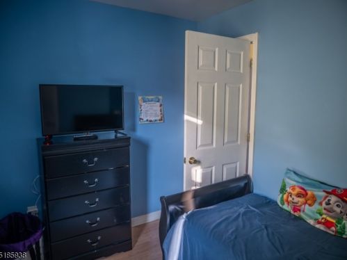 532 Brace Ave, Perth Amboy NJ  08861-3002 exterior