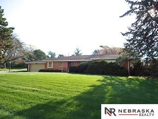 2009 87th St, Omaha, NE 68124-2137