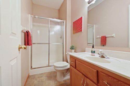 2915 Eagle Valley Dr, Saint Paul MN  55129-4266 exterior