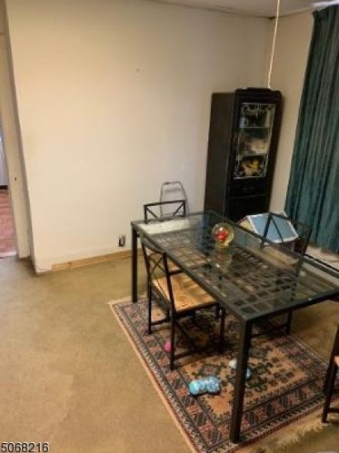 238 5th Ave, Paterson, NJ 07524-1816