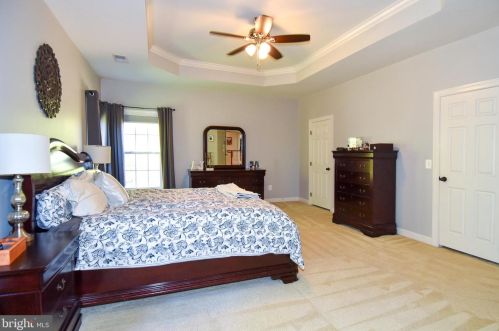 16534 Louisville Pl, Woodbridge VA  22191-4452 exterior