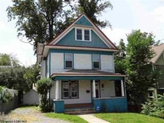 416 Cedar St, Morgantown WV  26501-6620 exterior