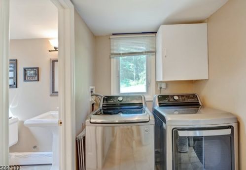 29 Lake Shore Dr, Dover NJ  07803-2942 exterior