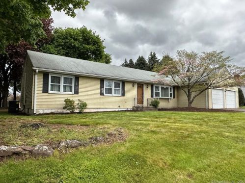 30 Kramer Dr, Kensington, CT 06037-3038