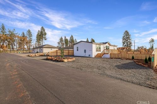 5826 Black Olive Dr, Paradise CA 95969-4900 exterior