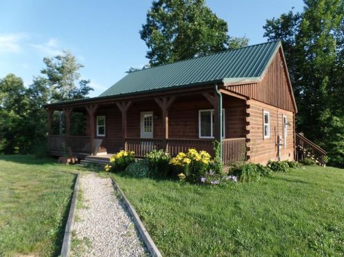 3793 Robinson Rd, Pennsville, OH 43787-9128