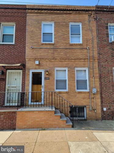 1020 Mckean St, Philadelphia PA  19148-2329 exterior